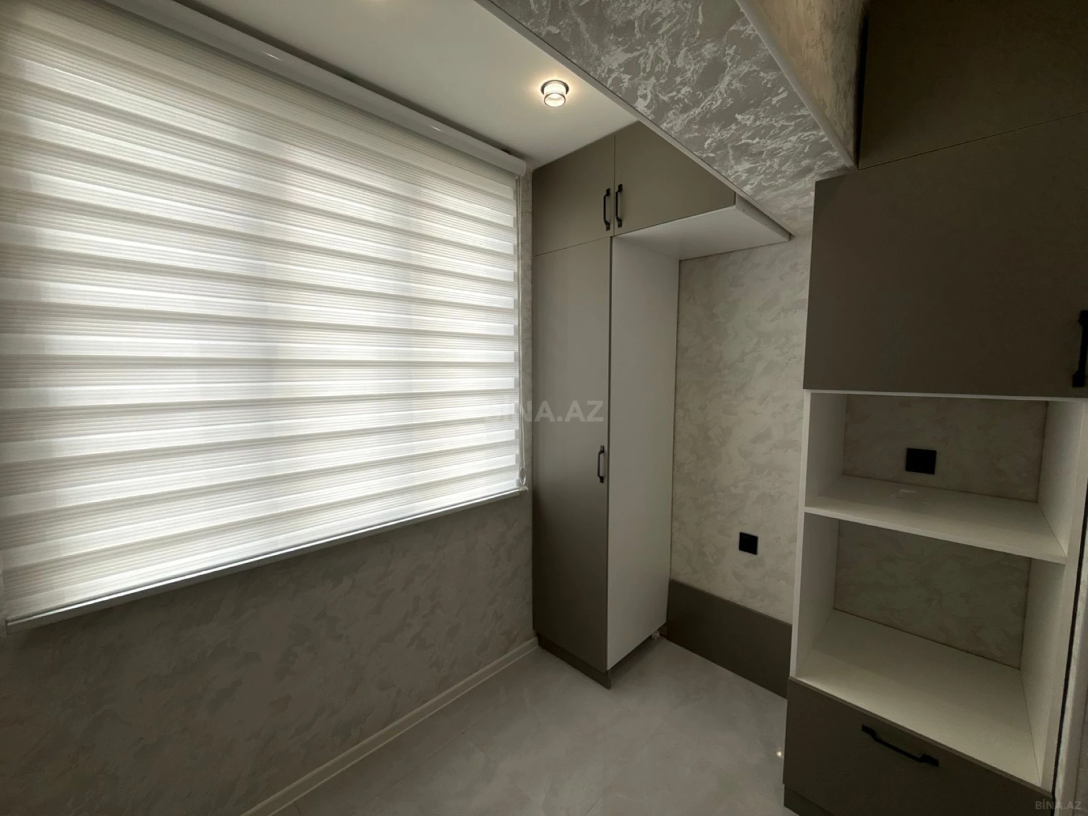 Satılır 2 otaqlı mənzil 65 m²