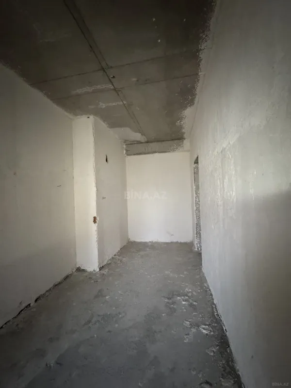Satılır 3 otaqlı mənzil 147 m²