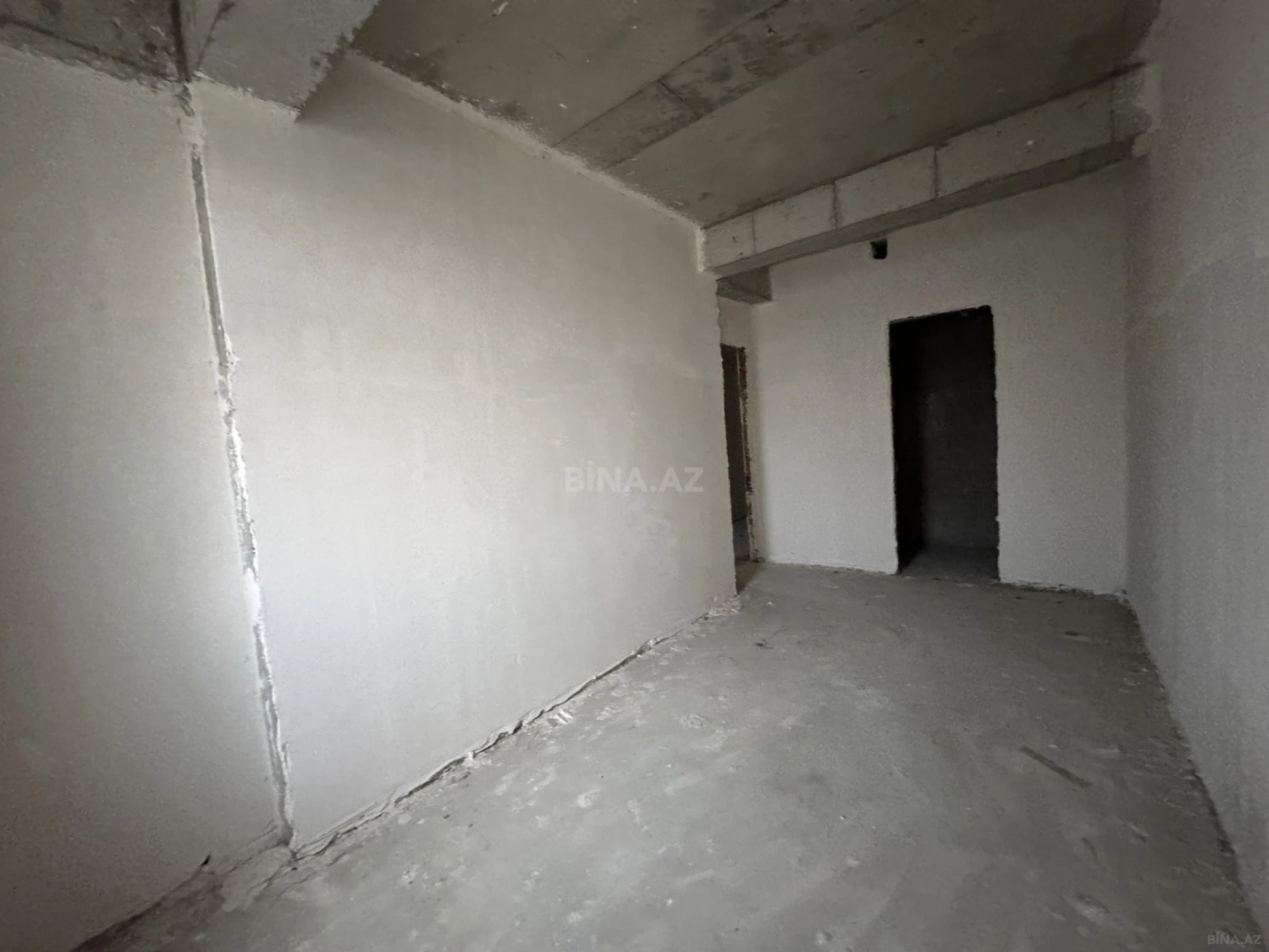 Satılır 3 otaqlı mənzil 147 m²