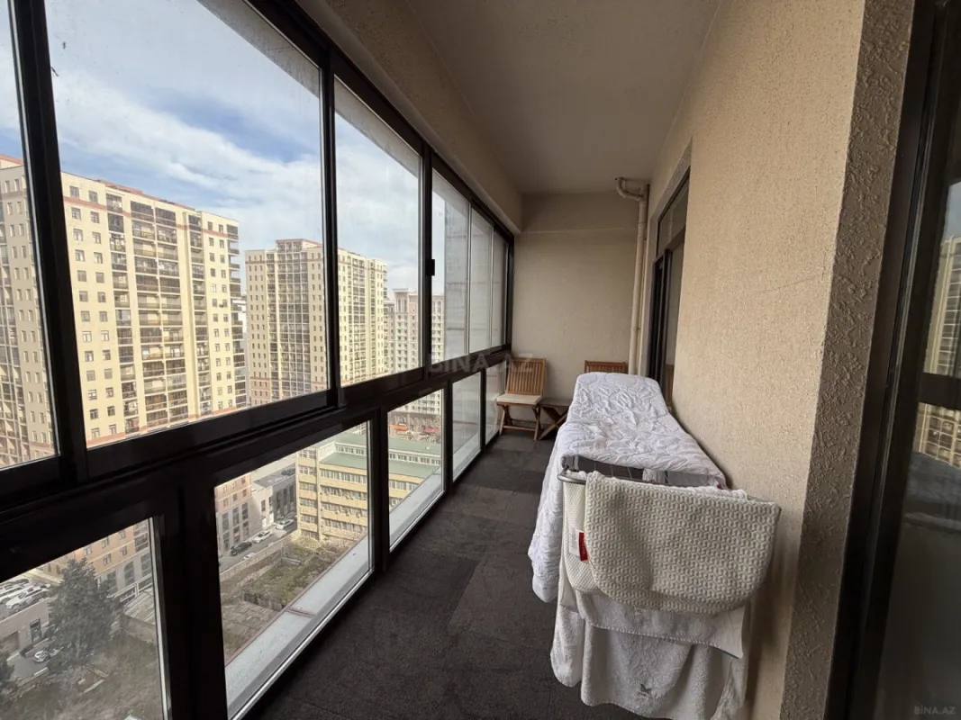 Kirayə verilir 2 otaqlı mənzil 72 m²