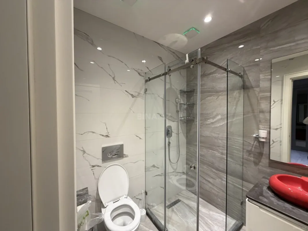 Kirayə verilir 2 otaqlı mənzil 72 m²