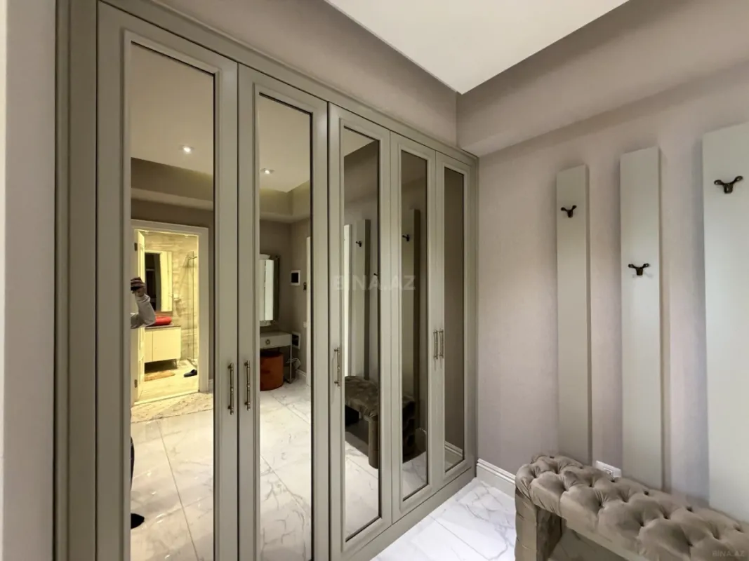 Kirayə verilir 2 otaqlı mənzil 72 m²