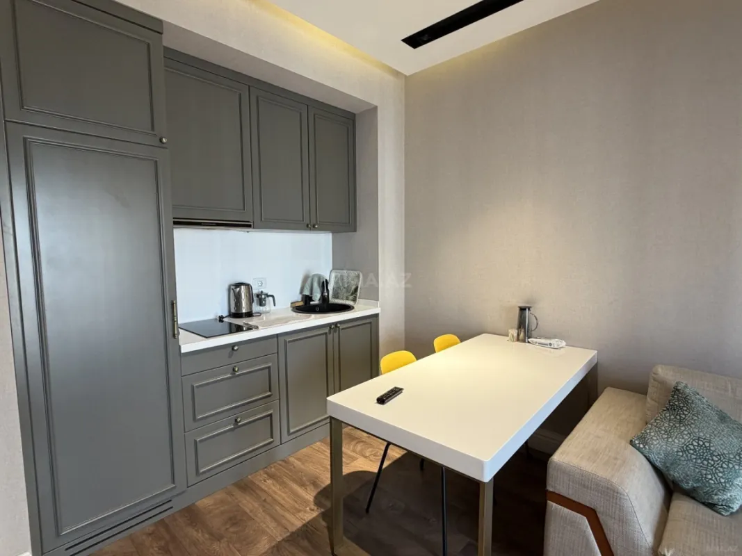 Kirayə verilir 2 otaqlı mənzil 72 m²