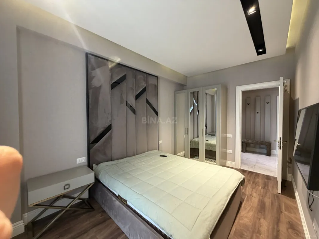 Kirayə verilir 2 otaqlı mənzil 72 m²