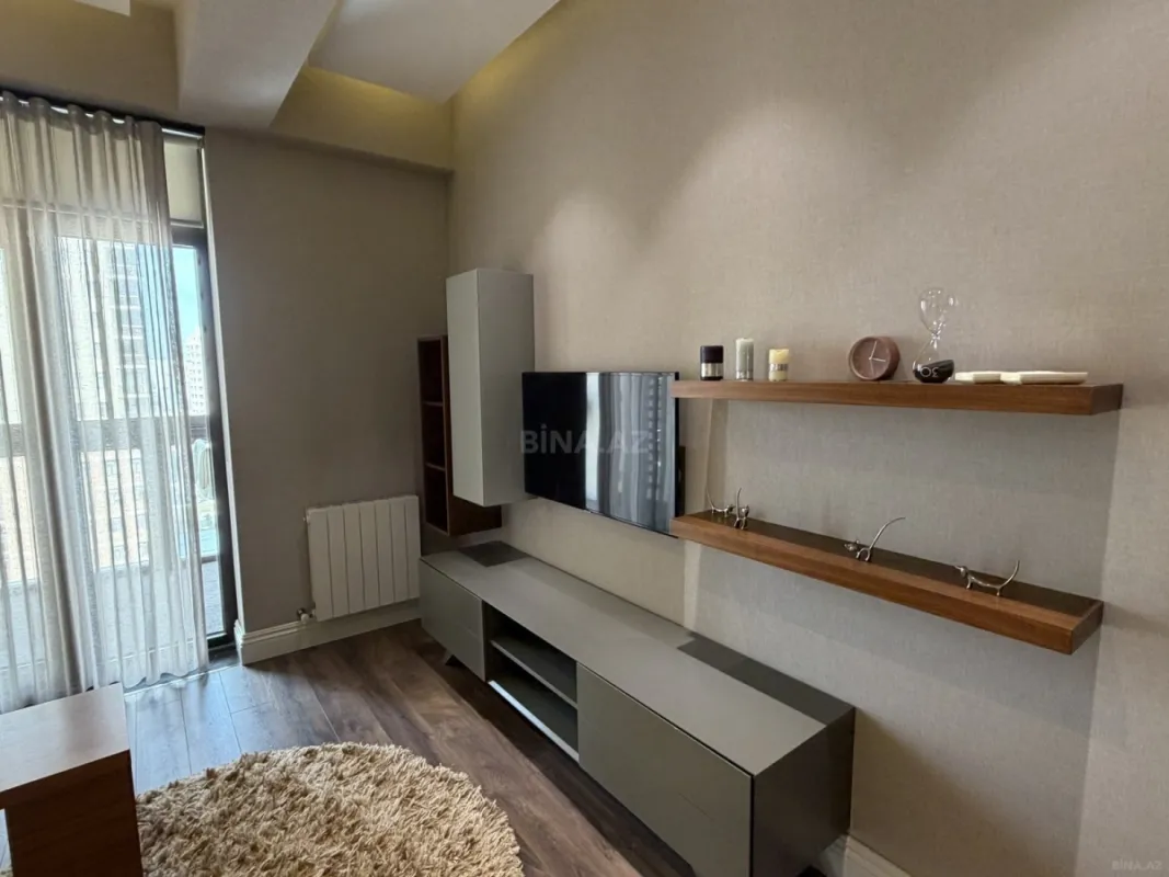 Kirayə verilir 2 otaqlı mənzil 72 m²