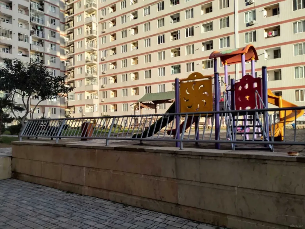 Satılır 2 otaqlı mənzil 51 m²