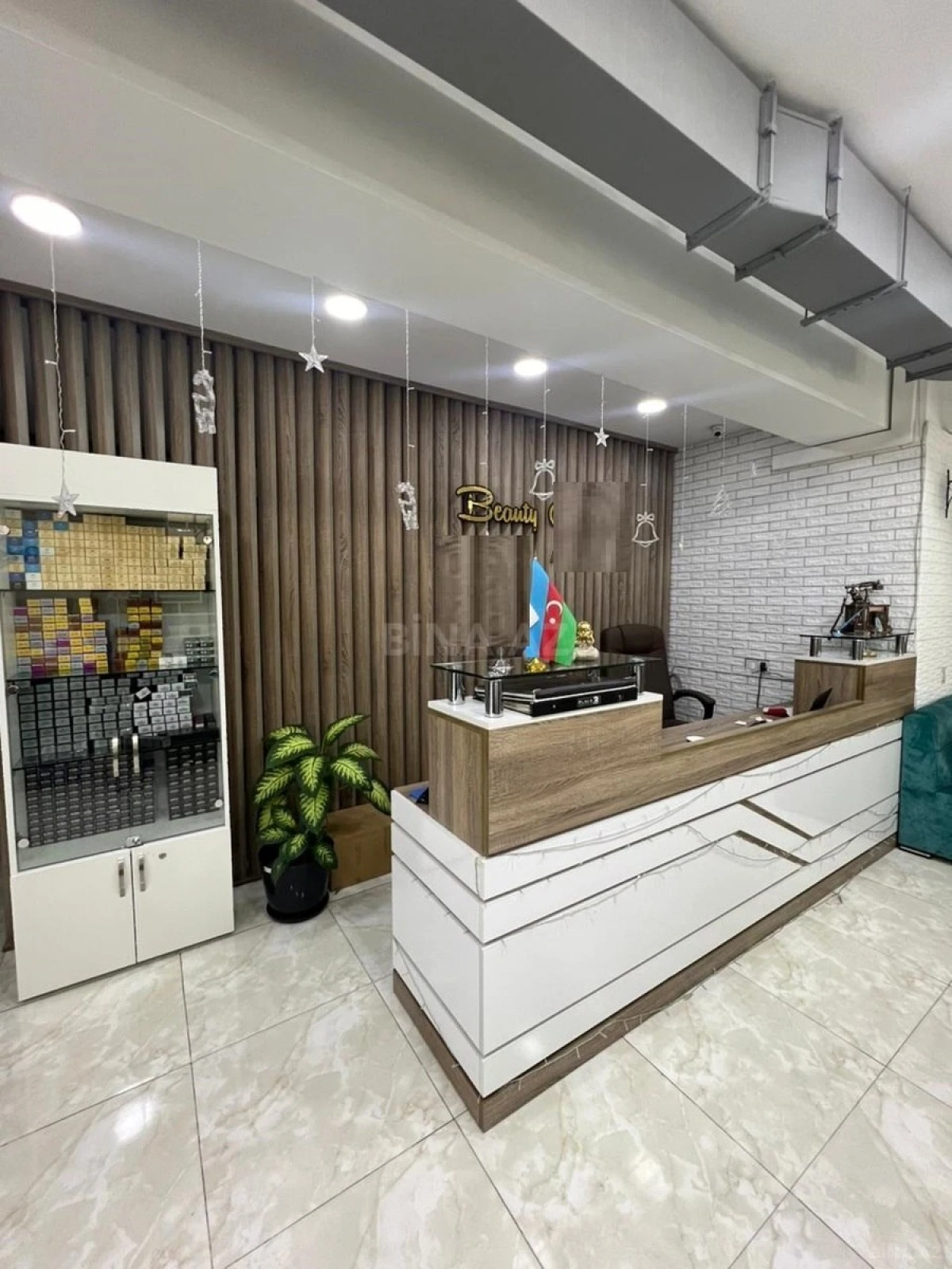 Satılır obyekt 90 m²