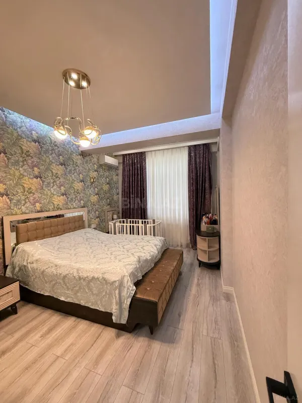 Satılır 2 otaqlı mənzil 70 m²