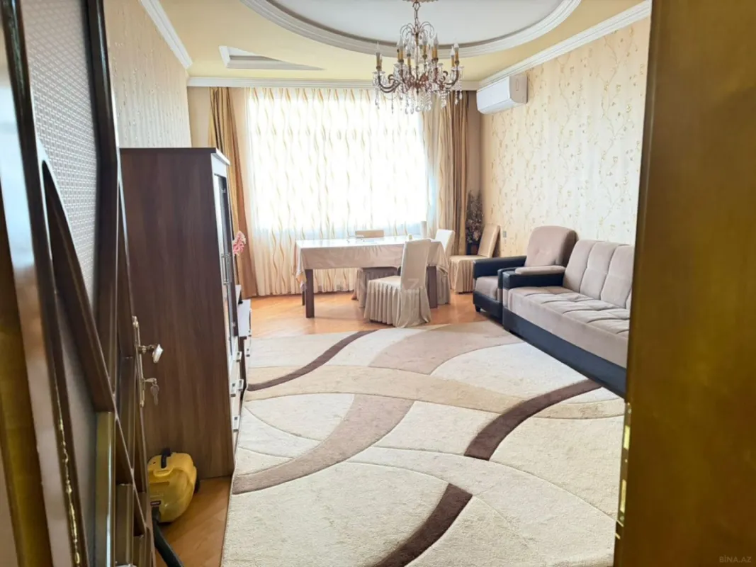 Kirayə verilir 3 otaqlı mənzil 105 m²