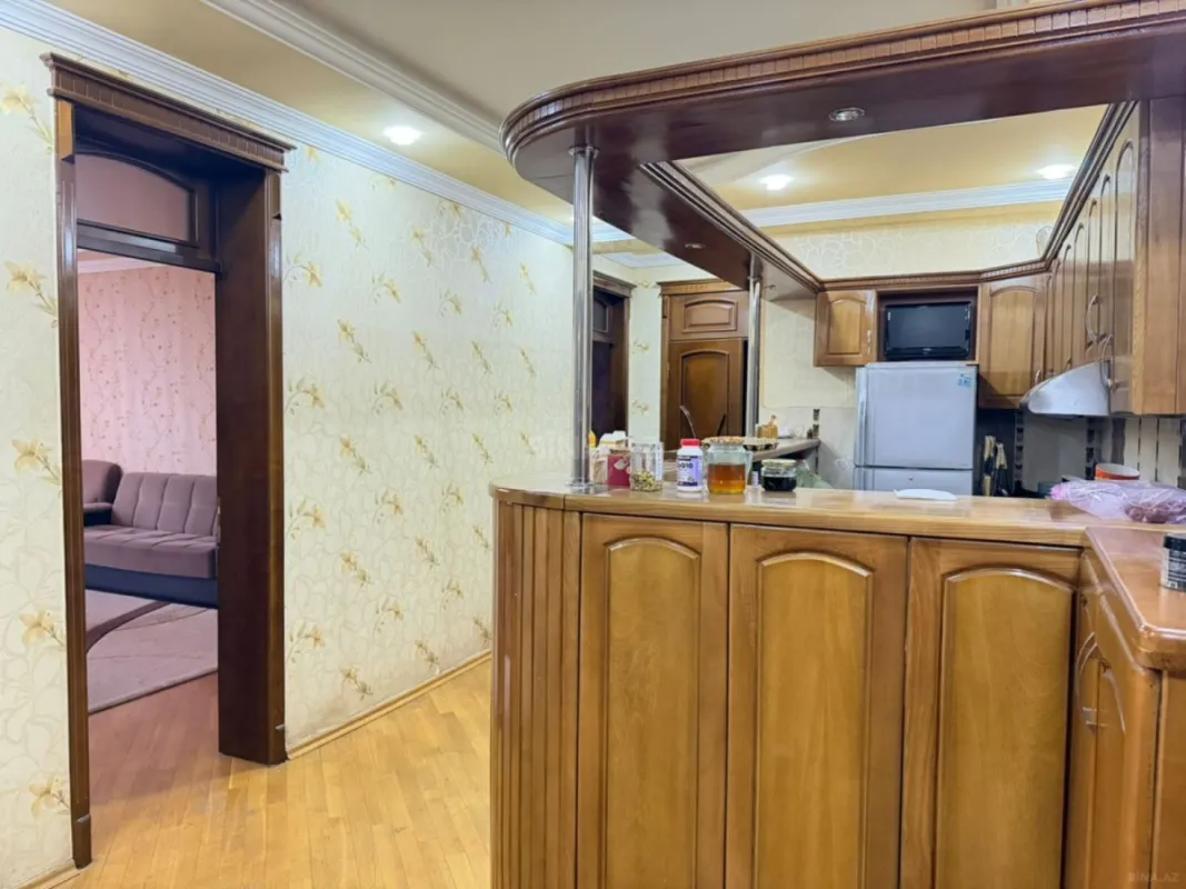 Kirayə verilir 3 otaqlı mənzil 105 m²