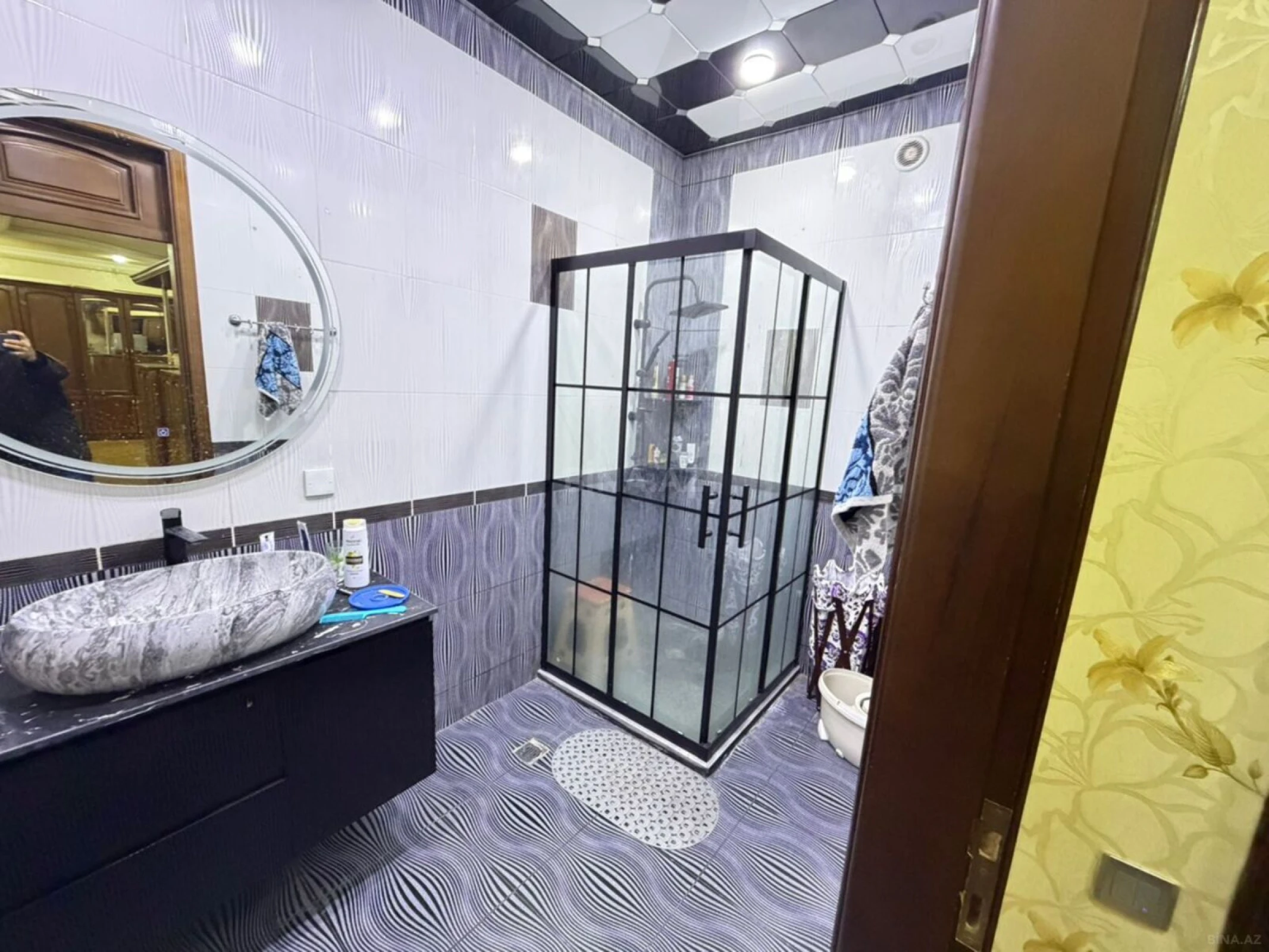 Kirayə verilir 3 otaqlı mənzil 105 m²