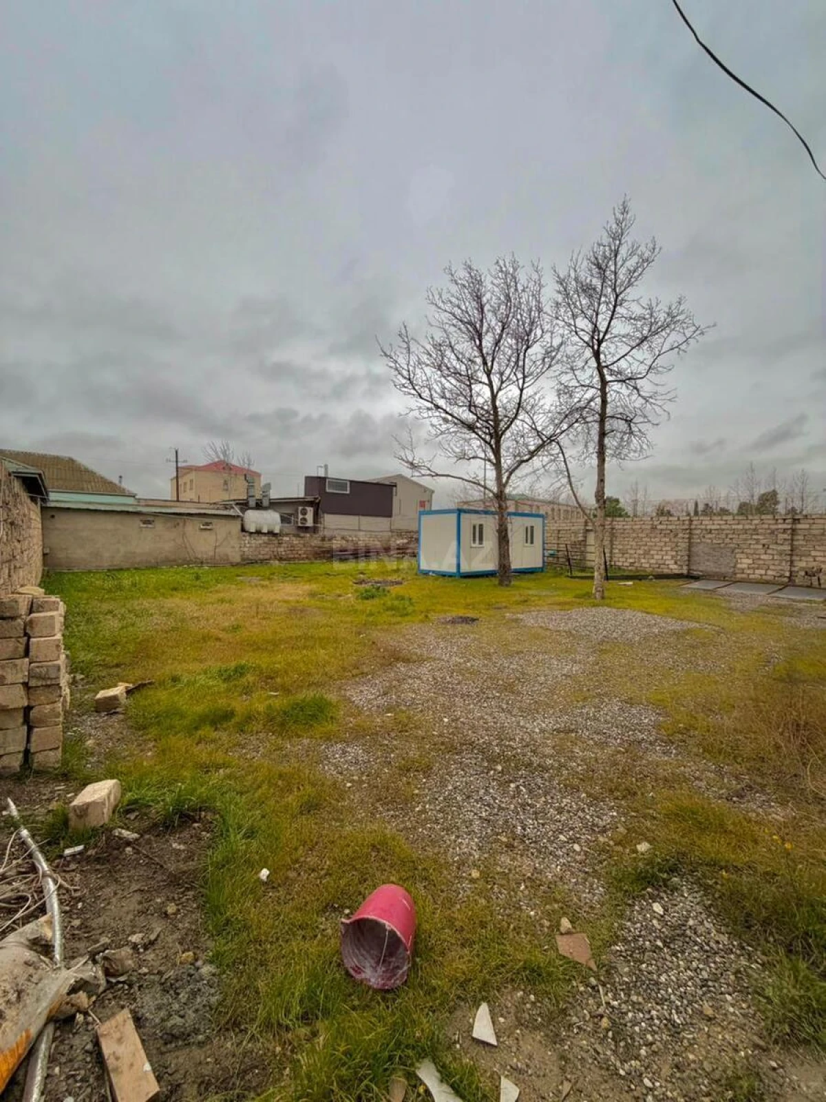 Satılır obyekt 750 m²