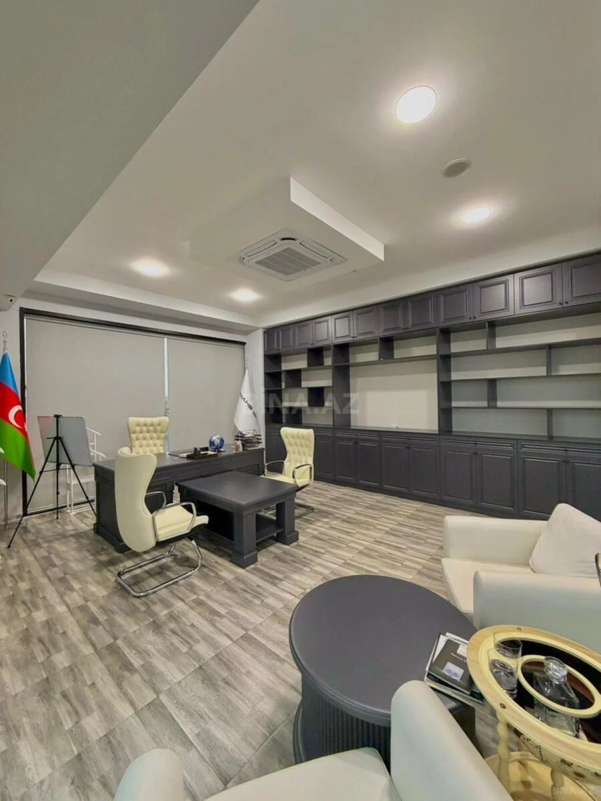 Satılır obyekt 750 m²