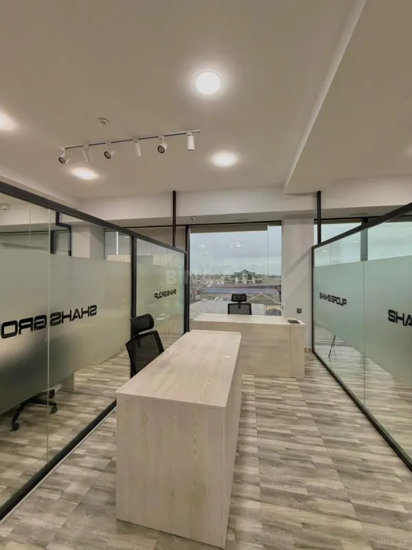 Satılır obyekt 750 m²