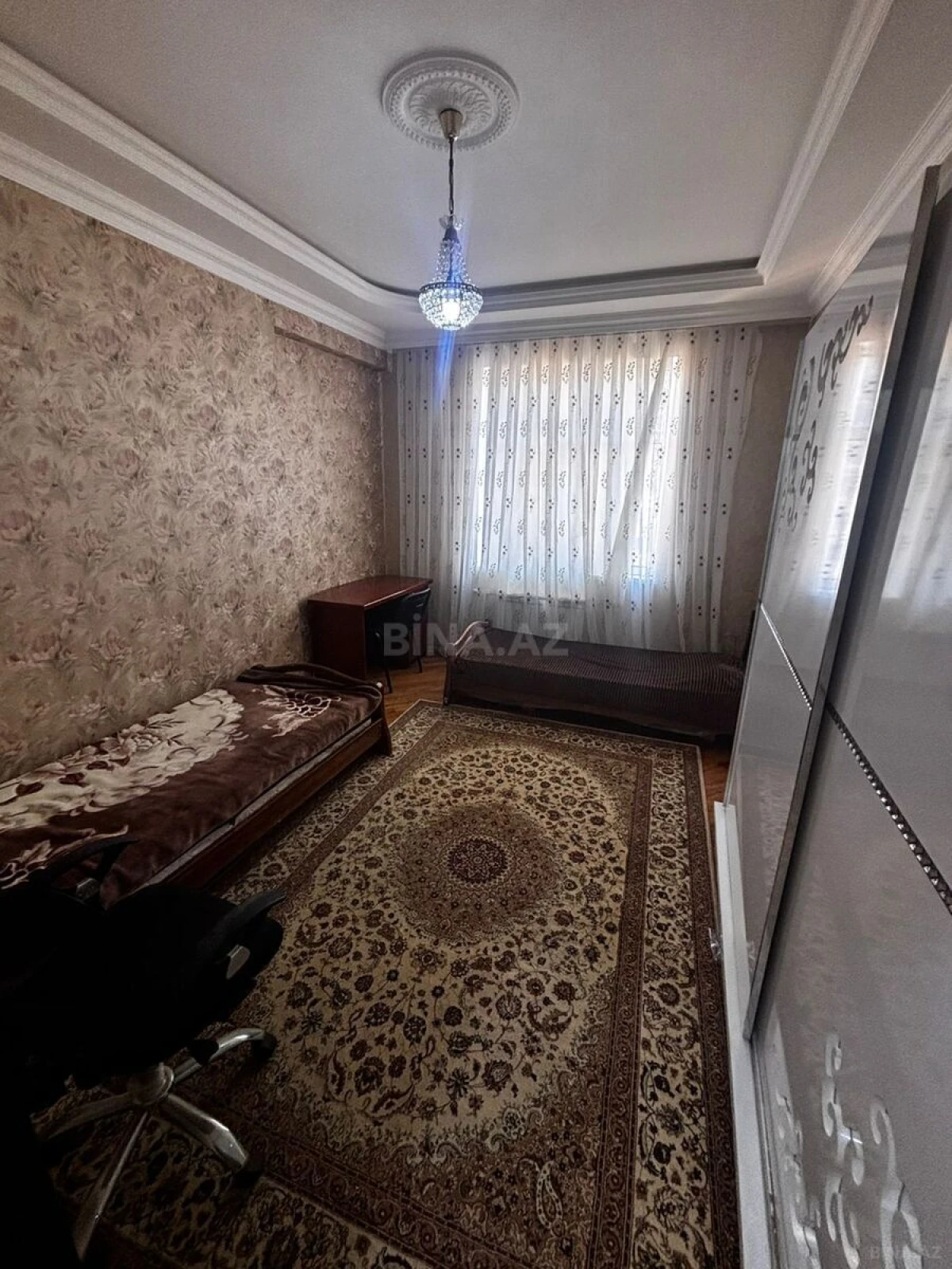Kirayə verilir 3 otaqlı mənzil 120 m²