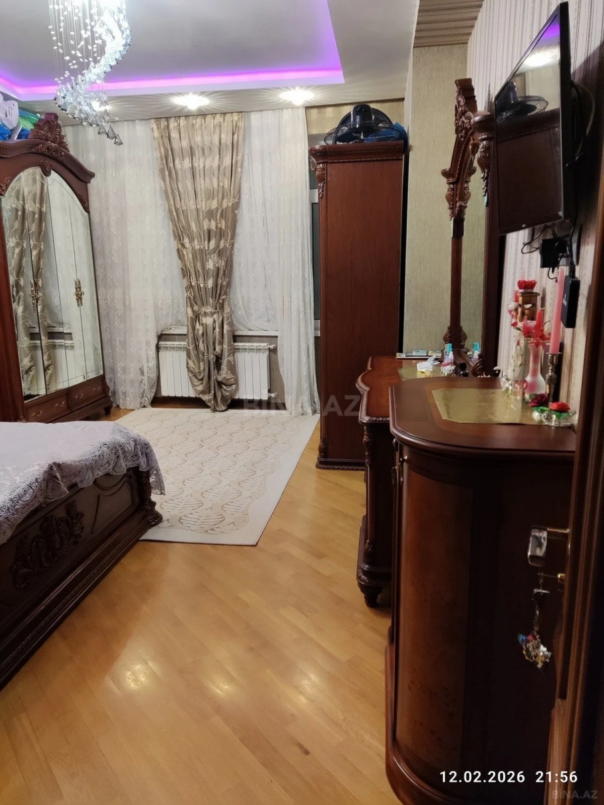 Satılır 3 otaqlı mənzil 127 m²
