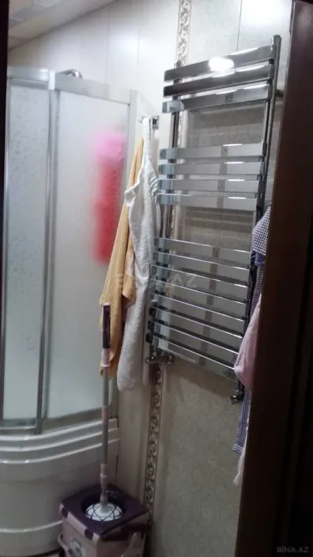 Satılır 3 otaqlı mənzil 127 m²