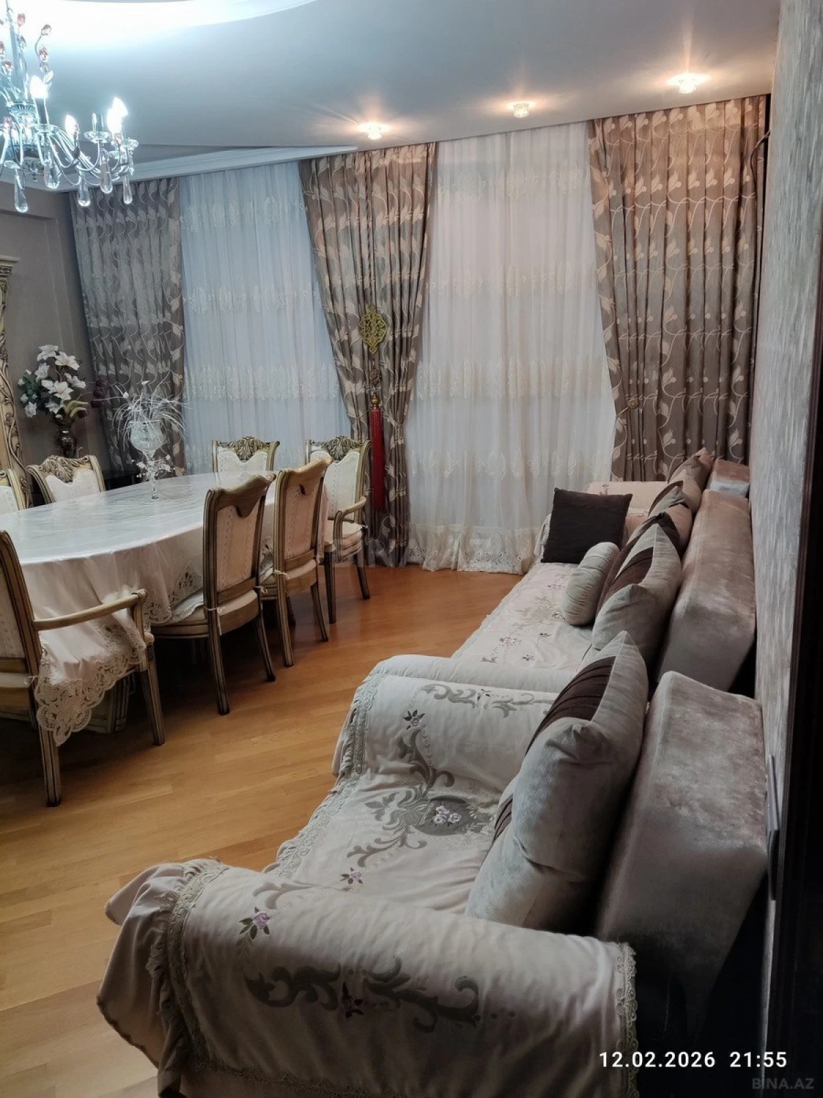 Satılır 3 otaqlı mənzil 127 m²