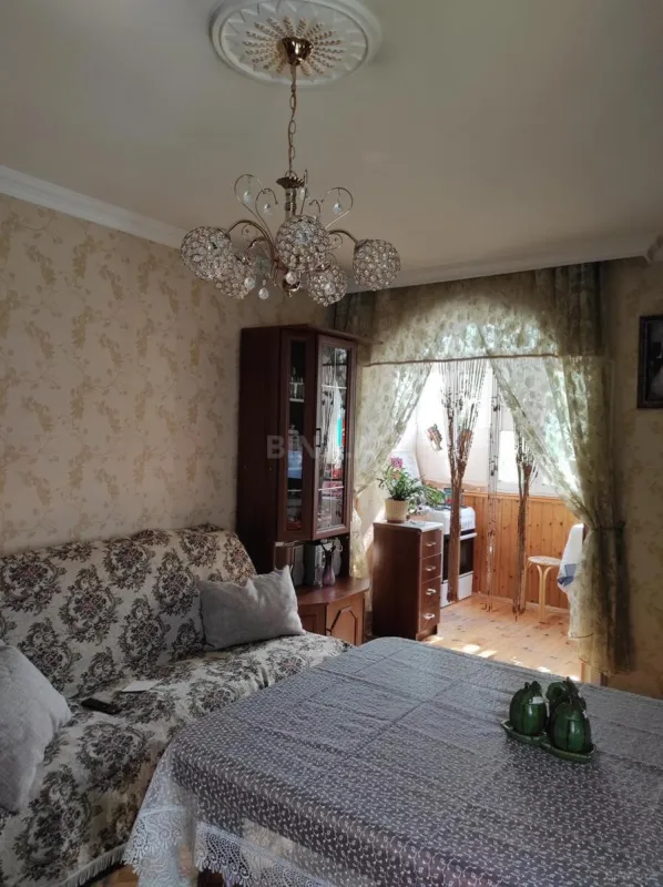 Satılır 2 otaqlı mənzil 37 m²