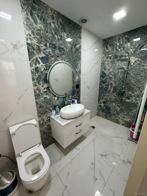 Kirayə verilir 4 otaqlı mənzil 190 m²