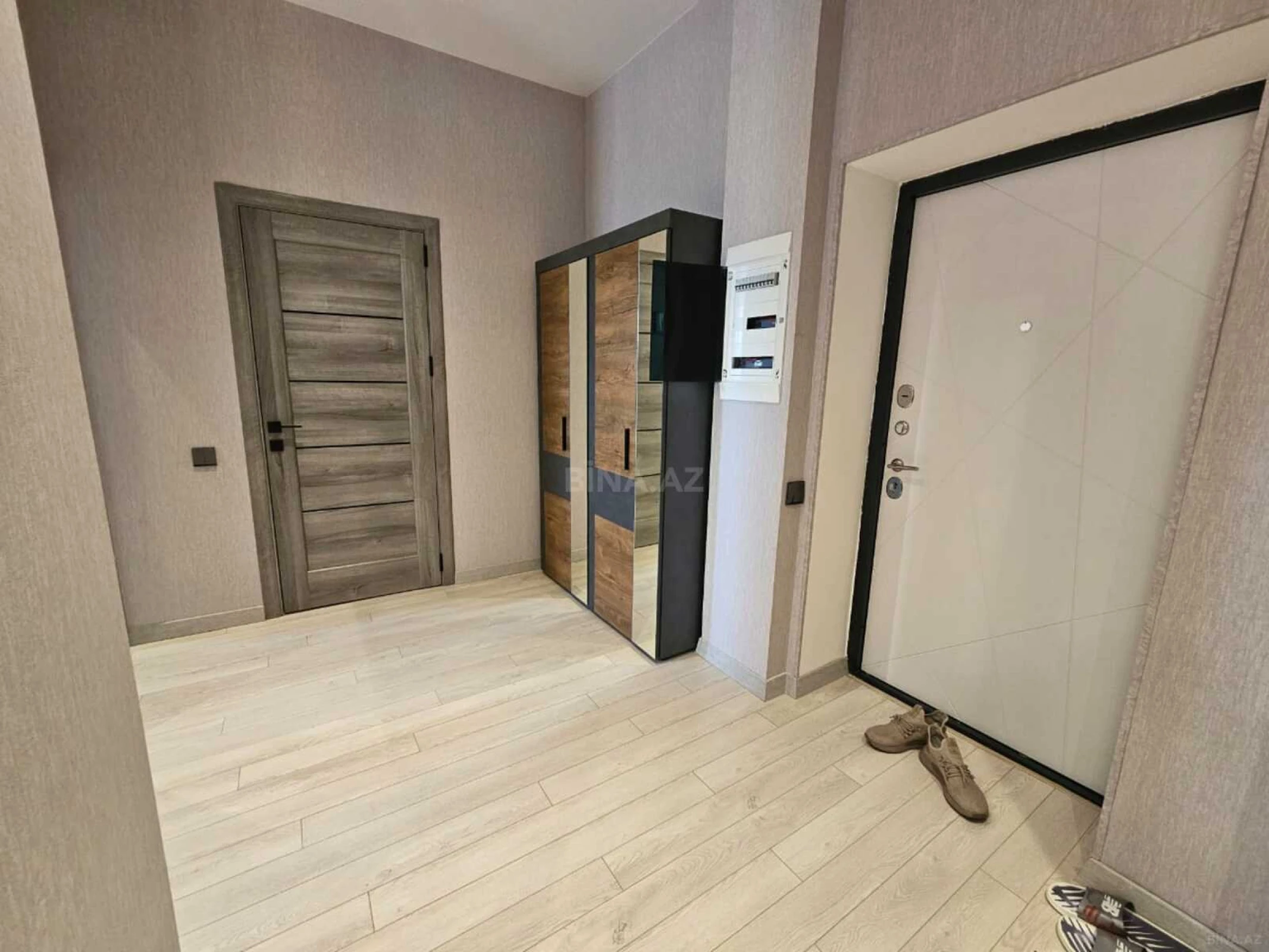 Kirayə verilir 2 otaqlı mənzil 60 m²