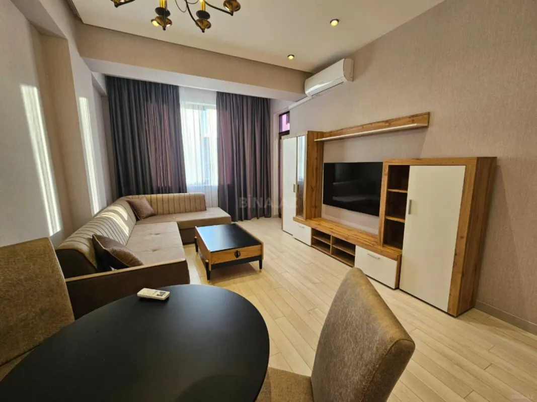 Kirayə verilir 2 otaqlı mənzil 60 m²