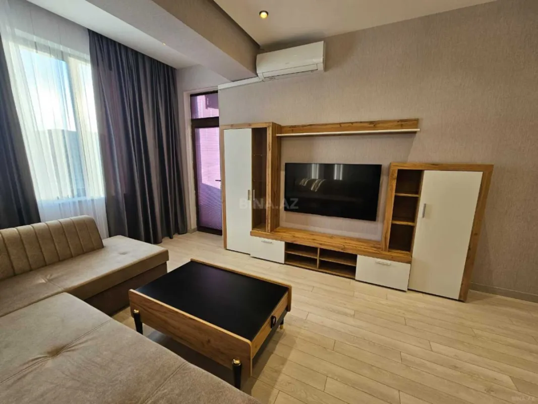 Kirayə verilir 2 otaqlı mənzil 60 m²