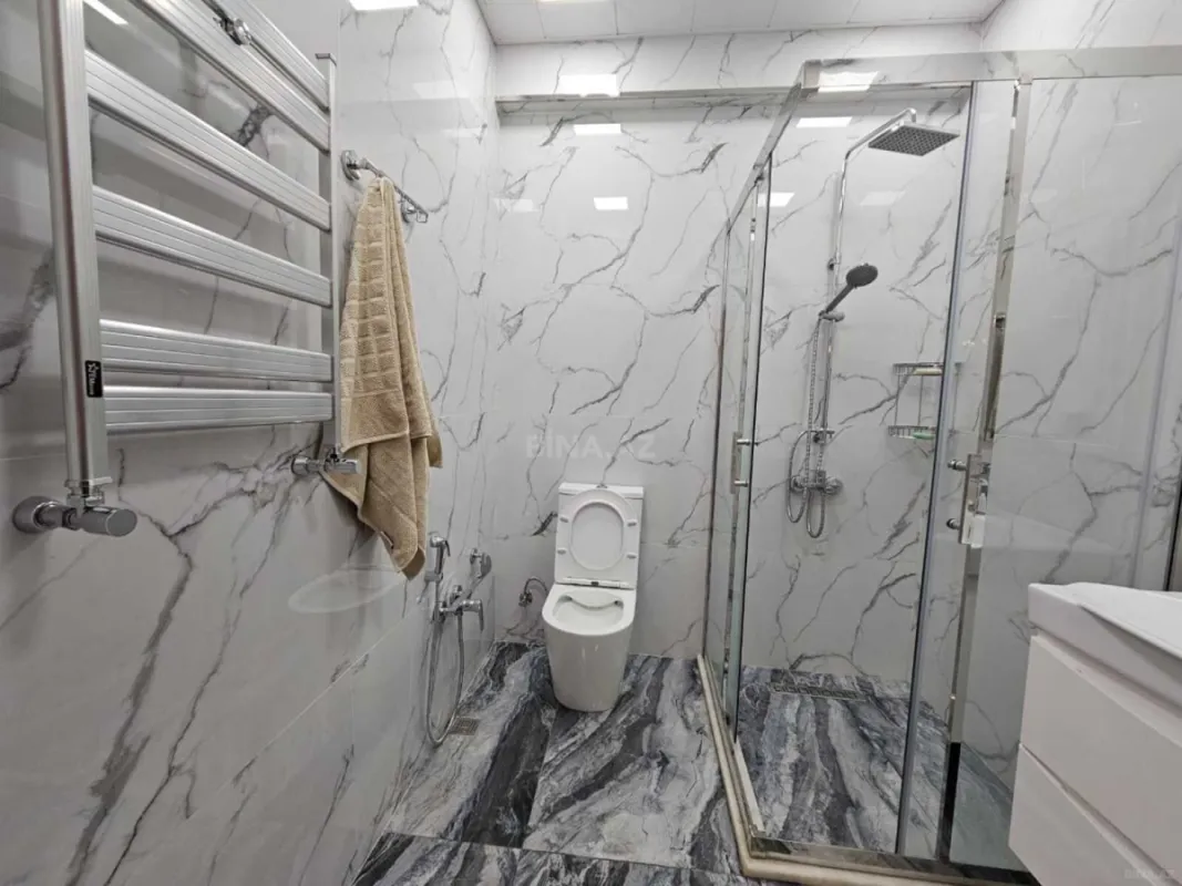 Kirayə verilir 2 otaqlı mənzil 60 m²