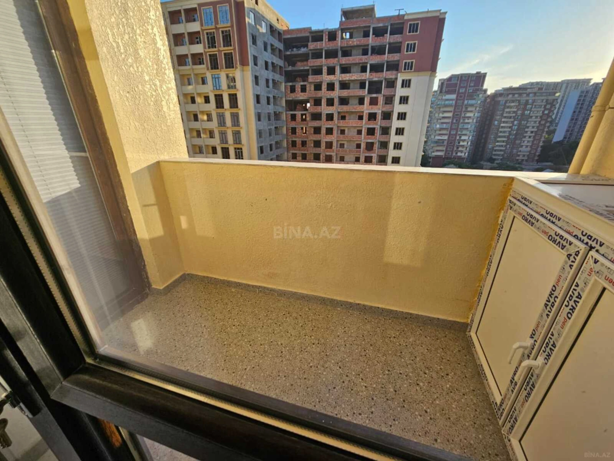 Kirayə verilir 2 otaqlı mənzil 60 m²