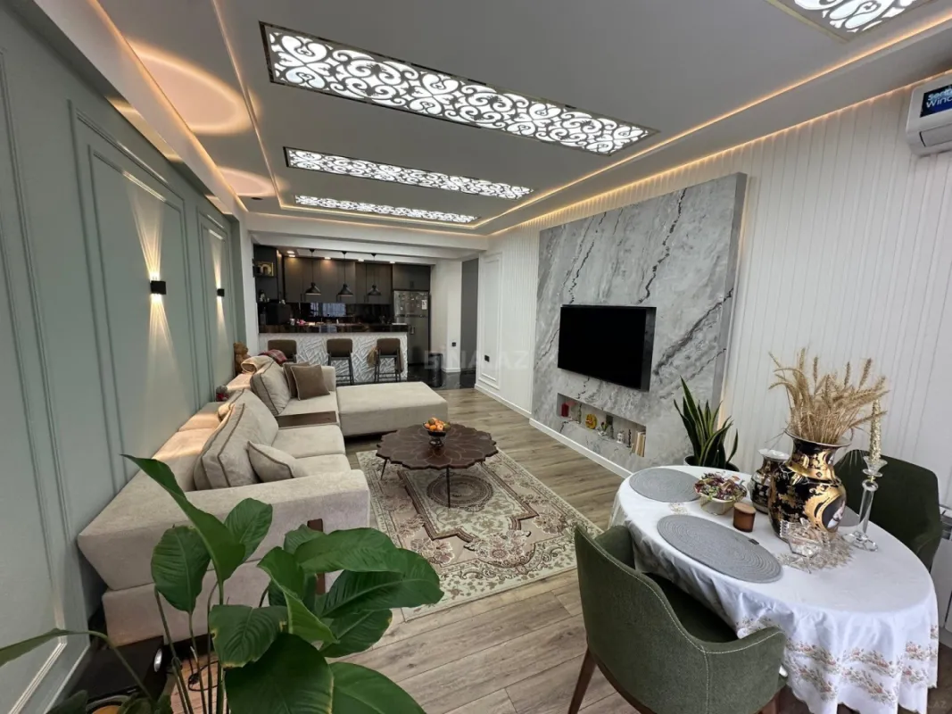 Satılır 3 otaqlı mənzil 110 m²
