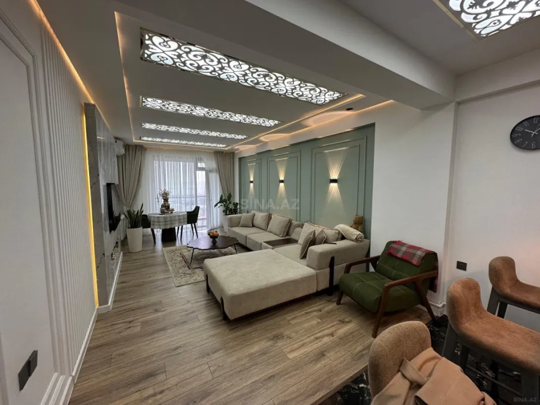 Satılır 3 otaqlı mənzil 110 m²