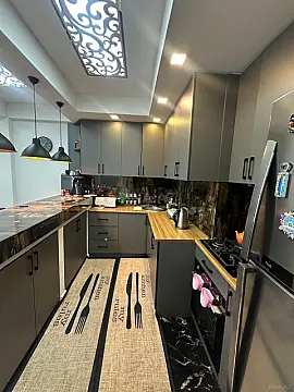 Satılır 3 otaqlı mənzil 110 m²