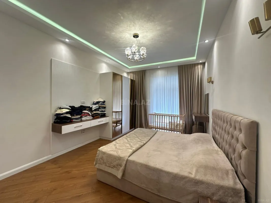 Kirayə verilir 3 otaqlı mənzil 130 m²