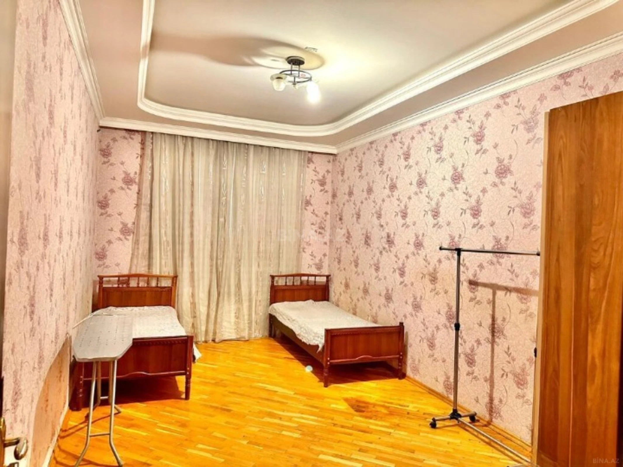 Satılır 3 otaqlı mənzil 90 m²
