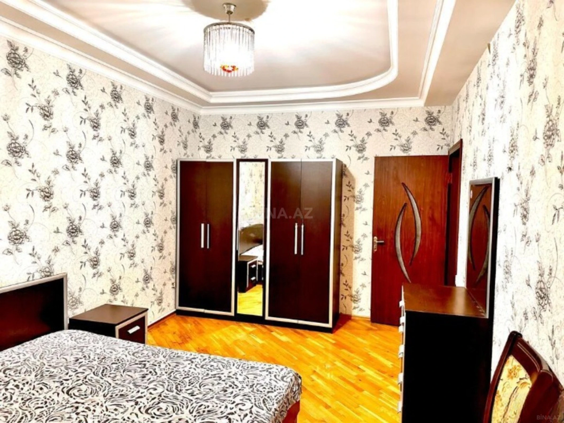 Satılır 3 otaqlı mənzil 90 m²