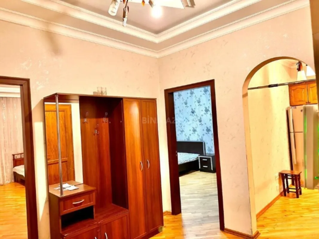 Satılır 3 otaqlı mənzil 90 m²
