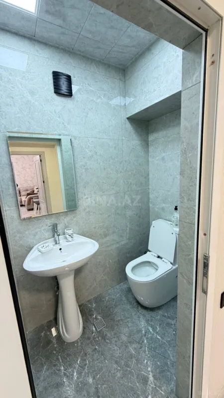 Kirayə verilir 4 otaqlı mənzil 100 m²
