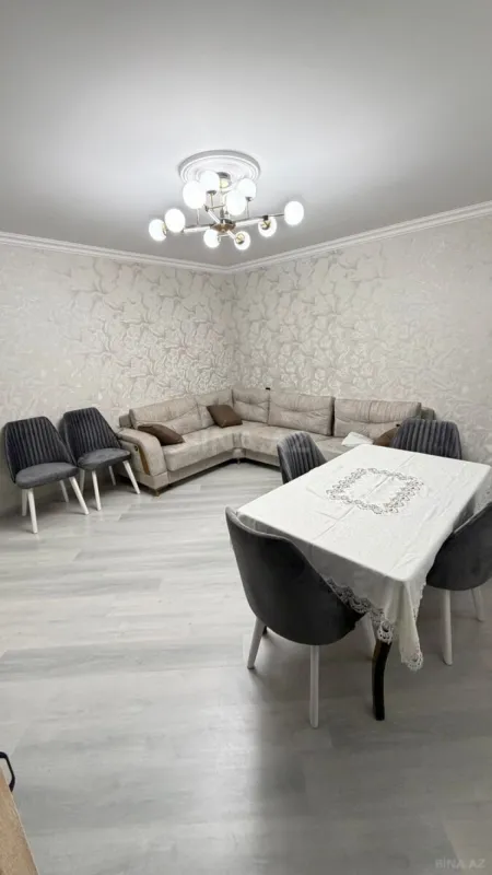 Kirayə verilir 4 otaqlı mənzil 100 m²