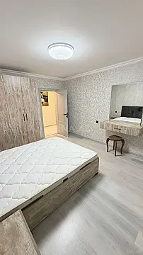 Kirayə verilir 4 otaqlı mənzil 100 m²