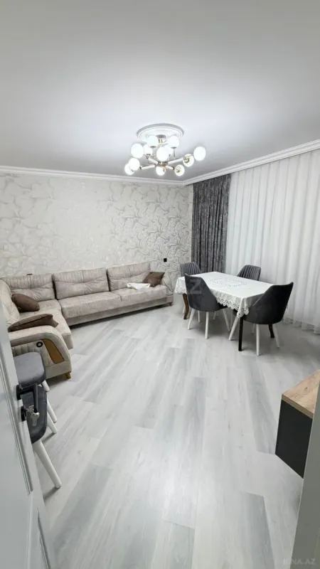 Kirayə verilir 4 otaqlı mənzil 100 m²