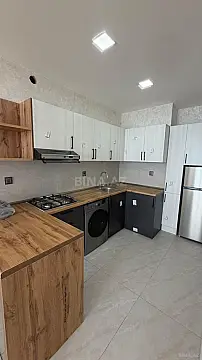 Kirayə verilir 2 otaqlı mənzil 66 m²