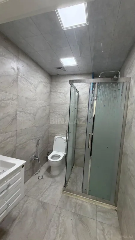 Kirayə verilir 2 otaqlı mənzil 66 m²