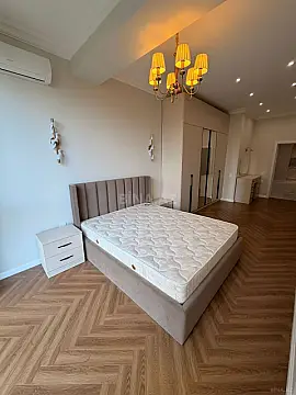 Kirayə verilir 2 otaqlı mənzil 92 m²