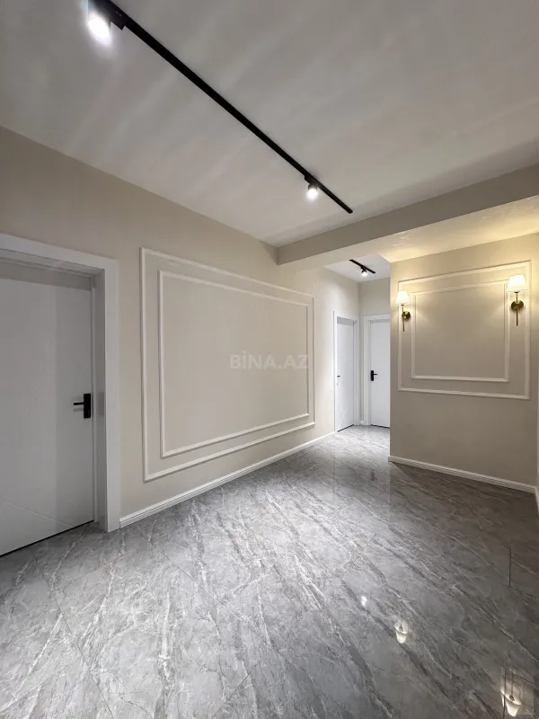 Satılır 3 otaqlı mənzil 110 m²