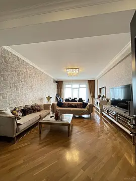 Satılır 4 otaqlı mənzil 170 m² — Bakı, Yeni Yasamal 4 otaq 170.00 m²