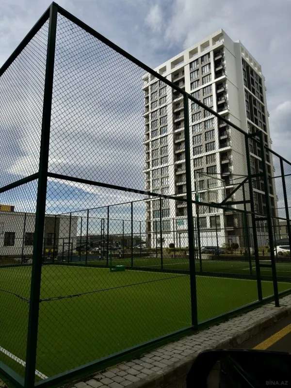 Satılır 3 otaqlı mənzil 117.5 m²