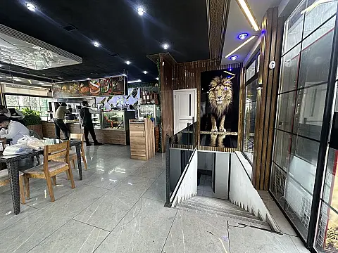 Satılır obyekt 310 m²