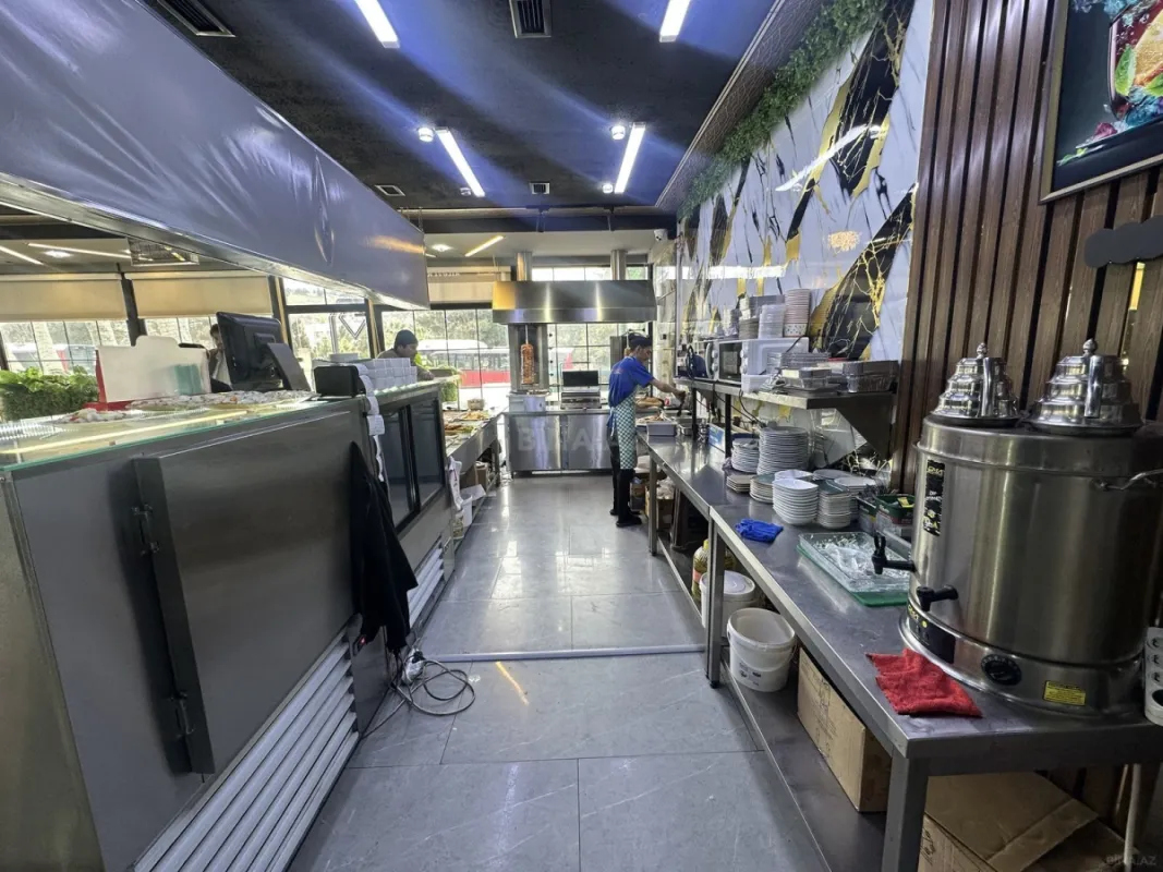 Satılır obyekt 310 m²