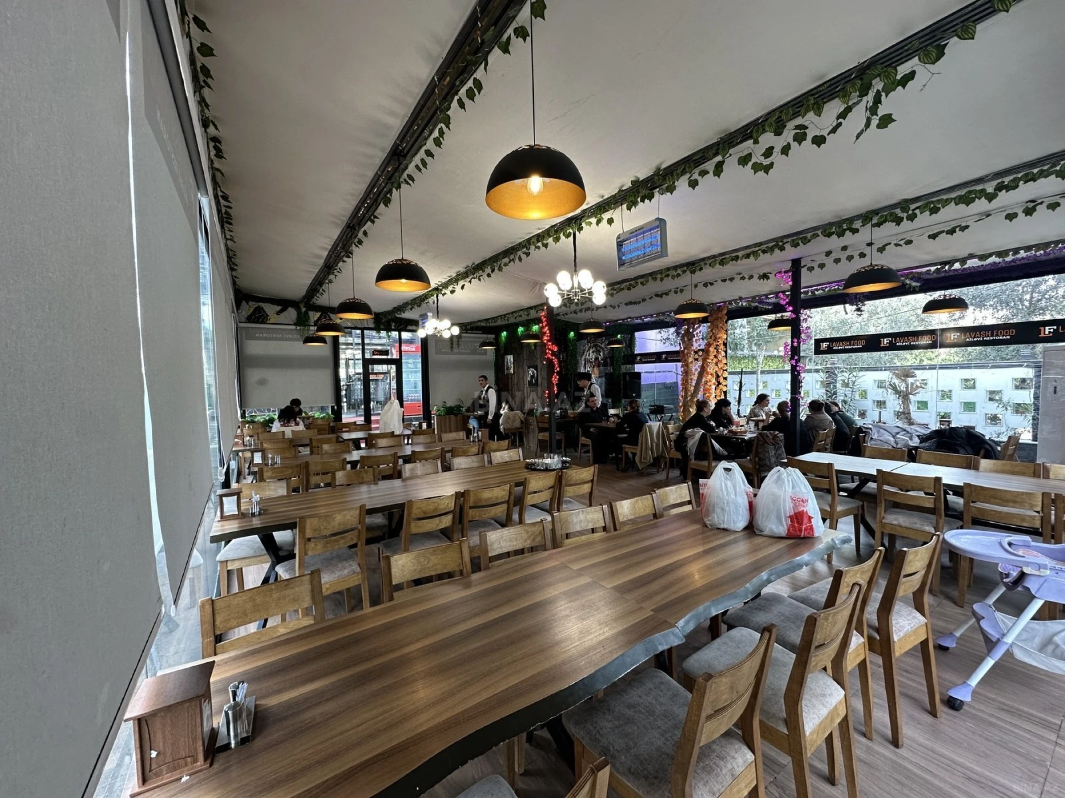 Satılır obyekt 310 m²