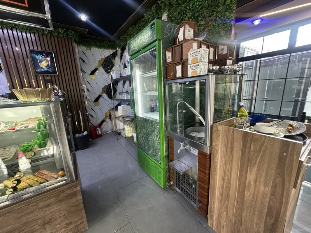 Satılır obyekt 310 m²